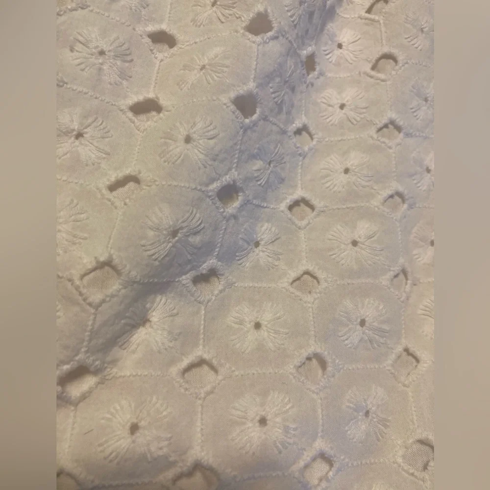 Nordstrom White Eyelet shorts - Picture 5 of 6